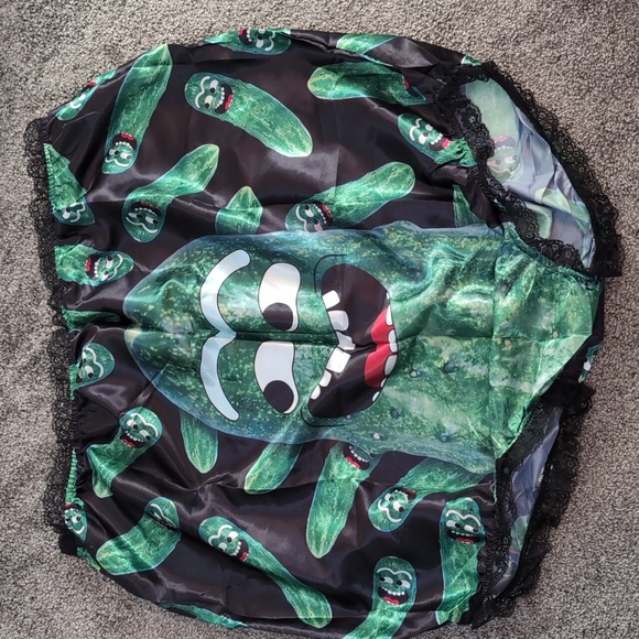 Joke Oversized Pickle Underwear - Picture 2 of 3